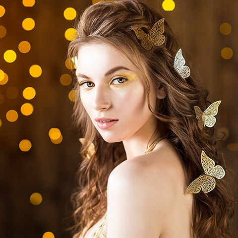 Фотосессия девушки с бабочками в фотостудии Кирова