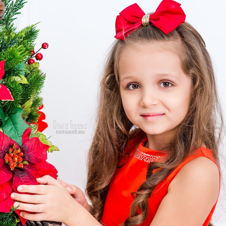 Новогодние фотосессии 2017 в студии в Кирове