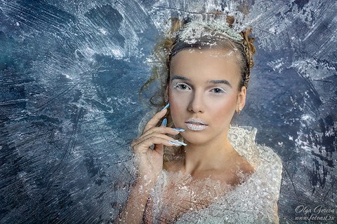 Творческая зимняя фотосессия в студии